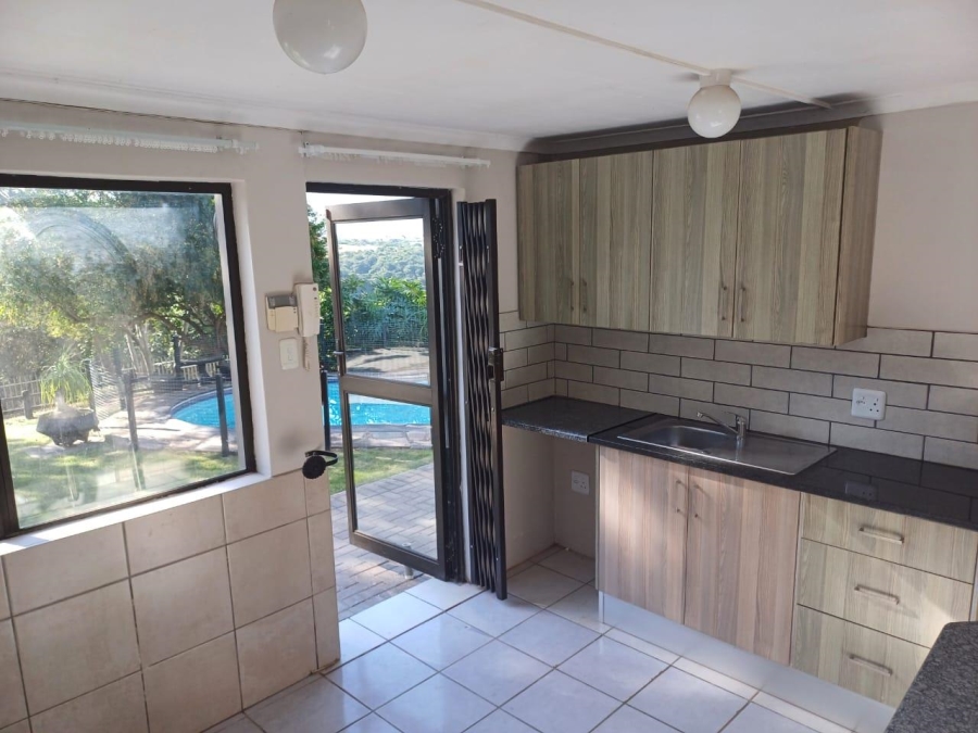 9 Bedroom Property for Sale in Greenfields Eastern Cape